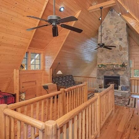 Quiet Getaway At Wayward Cottage Pisgah Exterior photo