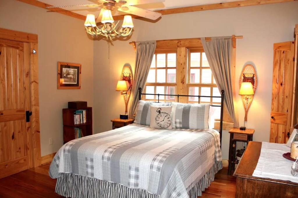 Quiet Getaway At Wayward Cottage Pisgah Exterior photo