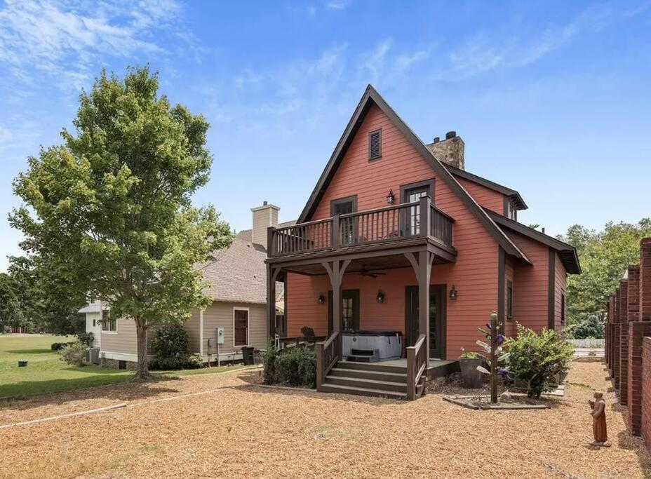 Quiet Getaway At Wayward Cottage Pisgah Exterior photo